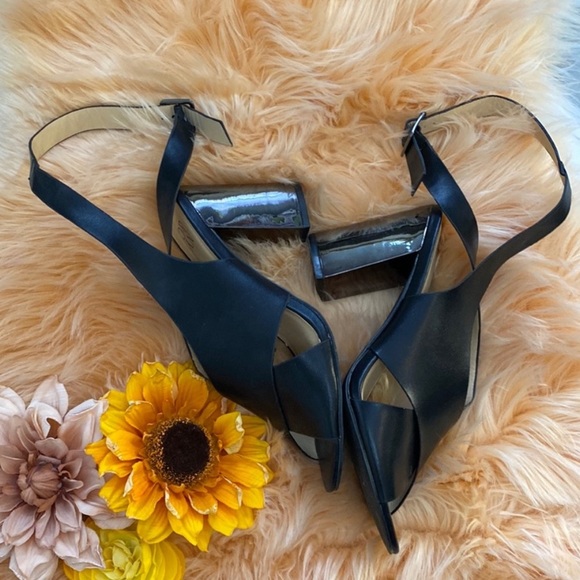 Mirrored Block Smoke Heeled Crossover Sandals By  NY & Company Size 8 EUC - Picture 3 of 7